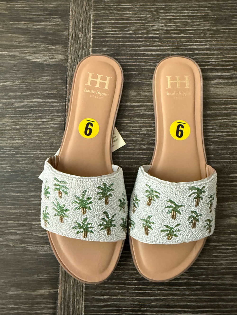 NWT Beaded Palm Trees Sandals Size 9